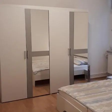 Rote Petunie Appartement *